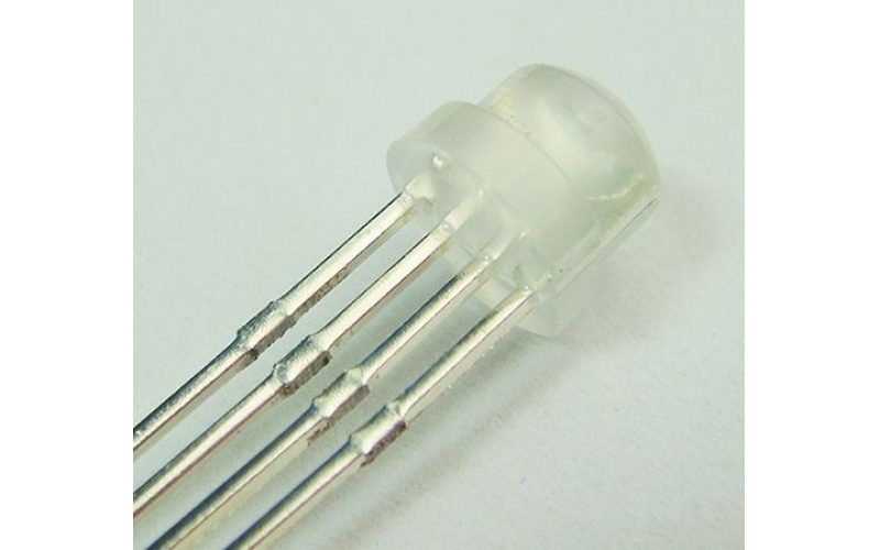 專業(yè)解讀：到底有沒有發(fā)光三極管？